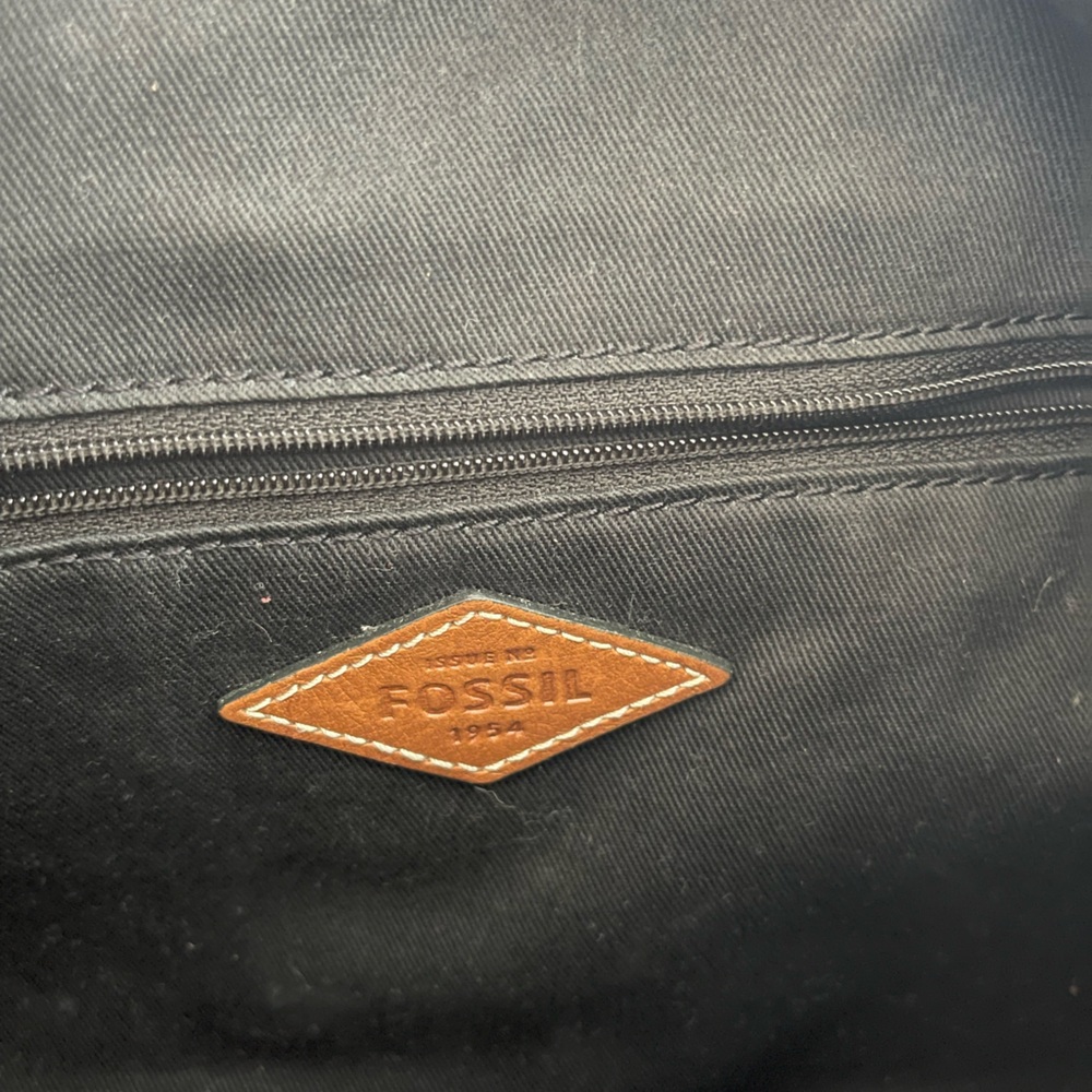 Fossil Kendall Taupe Leather Sachel EUC - Picture 8 of 8